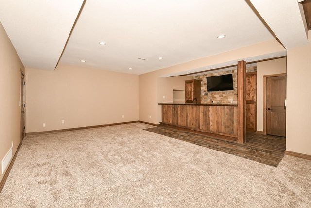 5125 Roamn WAY, Hartford, WI 53027