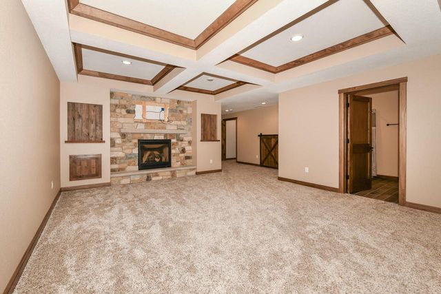 5125 Roamn WAY, Hartford, WI 53027