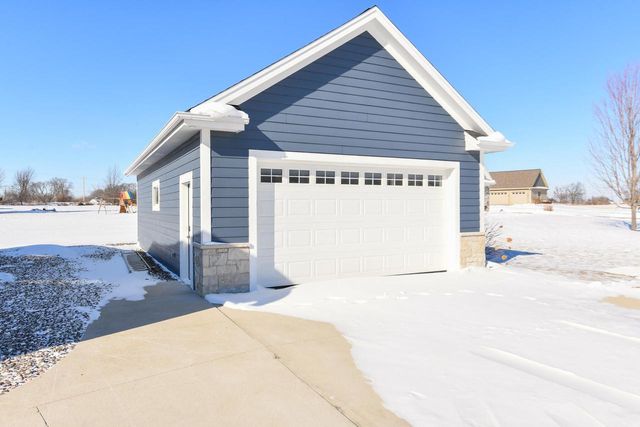 5125 Roamn WAY, Hartford, WI 53027