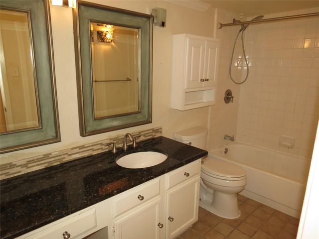 4159 Steck Ave 269, Austin, TX 78759