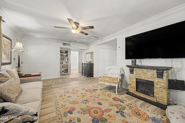 1830 E CLARENDON Avenue, Phoenix, AZ 85016