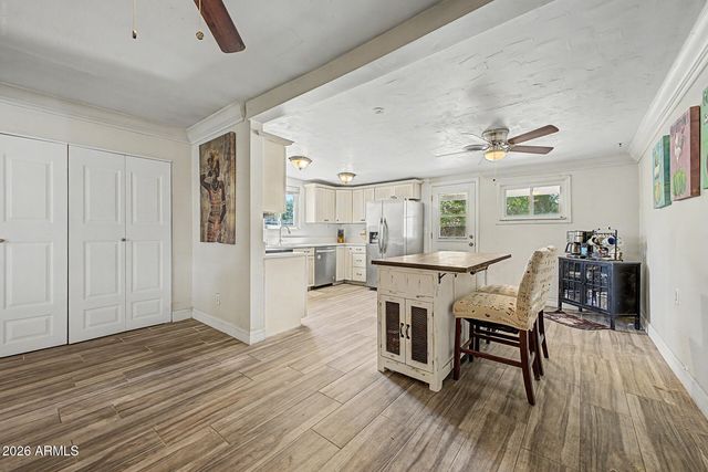 1830 E CLARENDON Avenue, Phoenix, AZ 85016