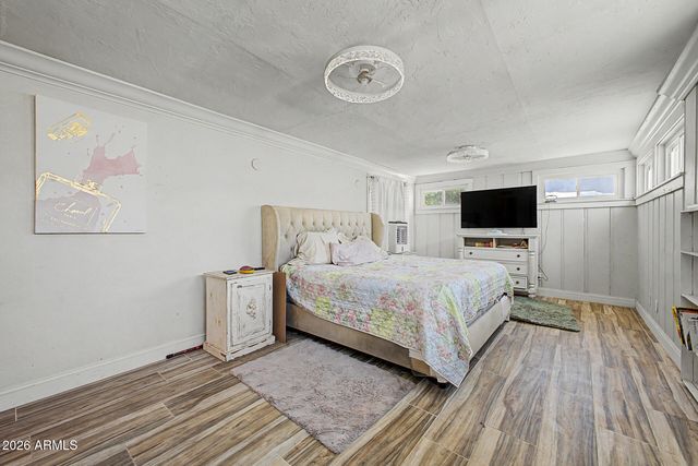 1830 E CLARENDON Avenue, Phoenix, AZ 85016