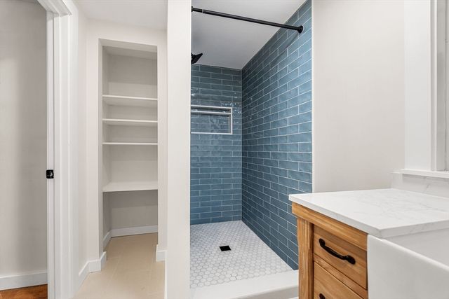 172 Tiffany Rd, Norwell, MA 02061
