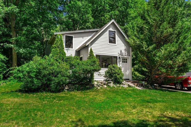 172 Tiffany Rd, Norwell, MA 02061