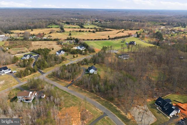 301 KINGDOM DR, Fredericksburg, VA 22406