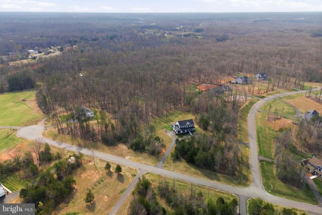 301 KINGDOM DR, Fredericksburg, VA 22406