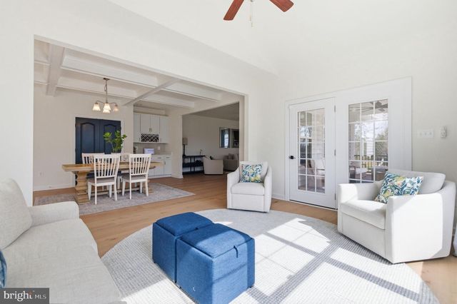 301 KINGDOM DR, Fredericksburg, VA 22406