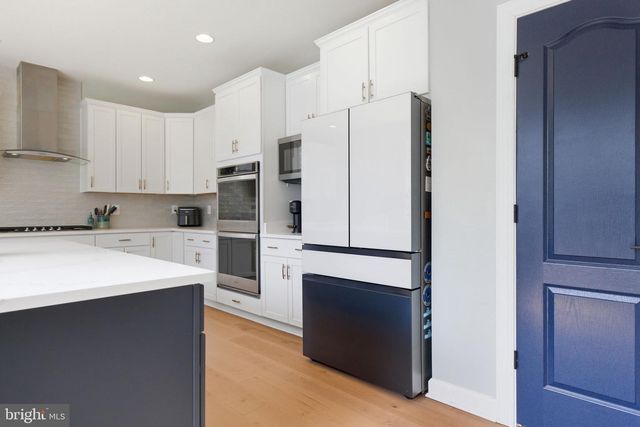 301 KINGDOM DR, Fredericksburg, VA 22406