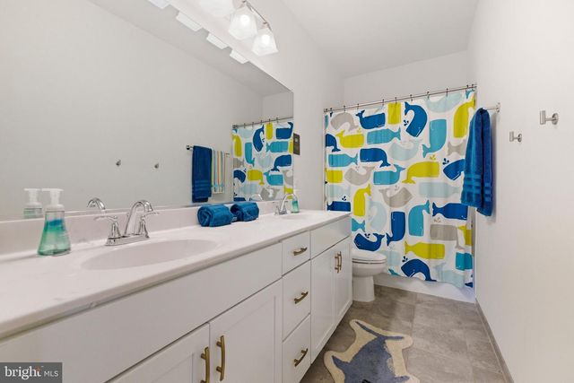 301 KINGDOM DR, Fredericksburg, VA 22406