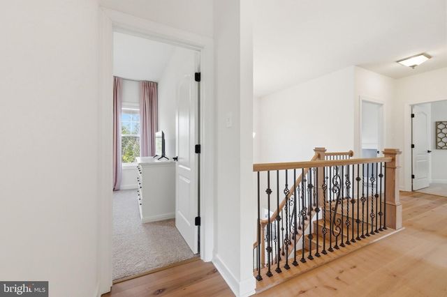 301 KINGDOM DR, Fredericksburg, VA 22406