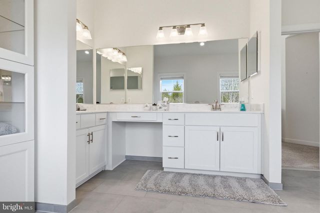 301 KINGDOM DR, Fredericksburg, VA 22406