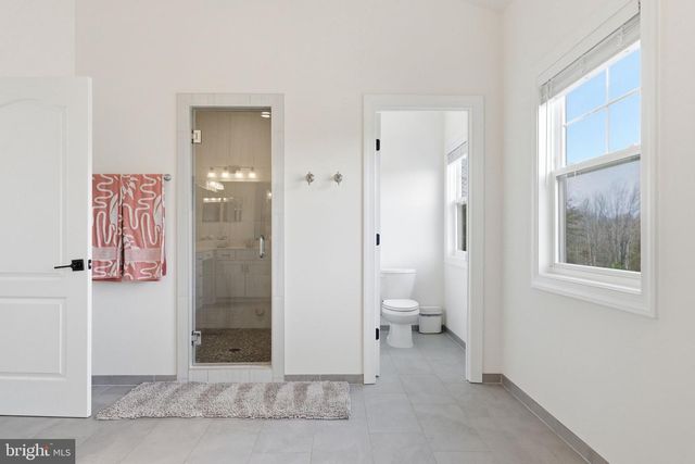 301 KINGDOM DR, Fredericksburg, VA 22406