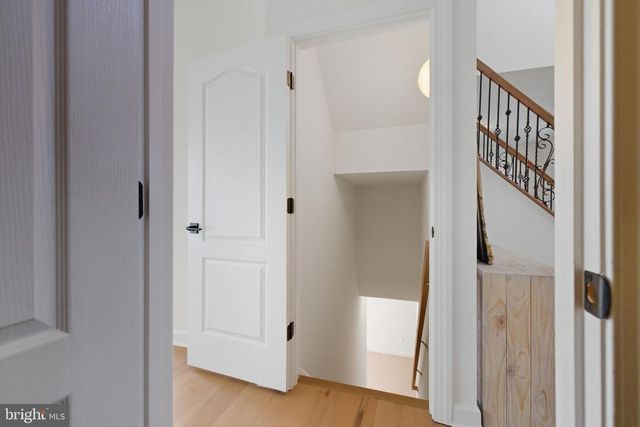 301 KINGDOM DR, Fredericksburg, VA 22406