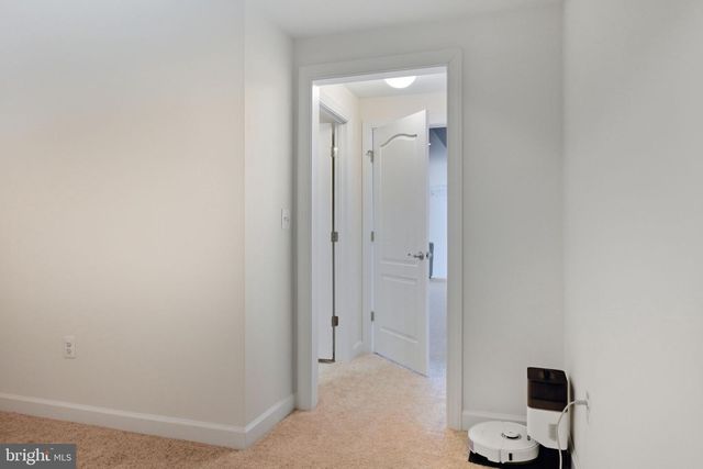 301 KINGDOM DR, Fredericksburg, VA 22406