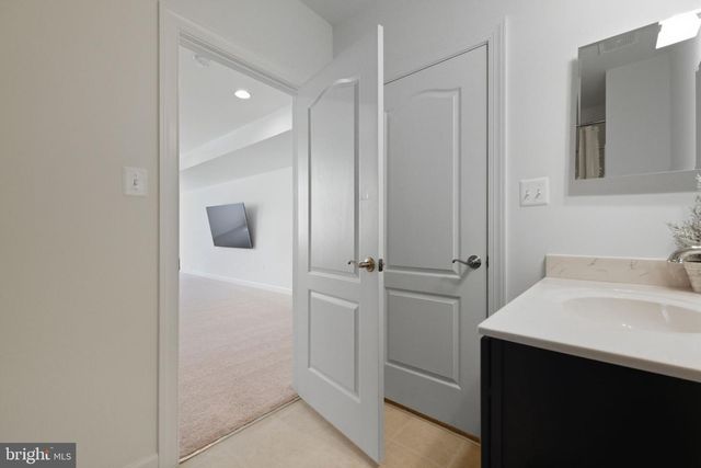 301 KINGDOM DR, Fredericksburg, VA 22406