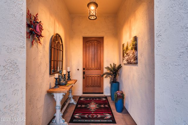 2272 E Madera Plateau Drive, Green Valley, AZ 85614