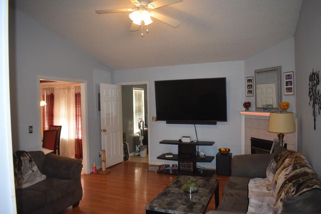 312 Sage Brush Lane, Rossville, GA 30741