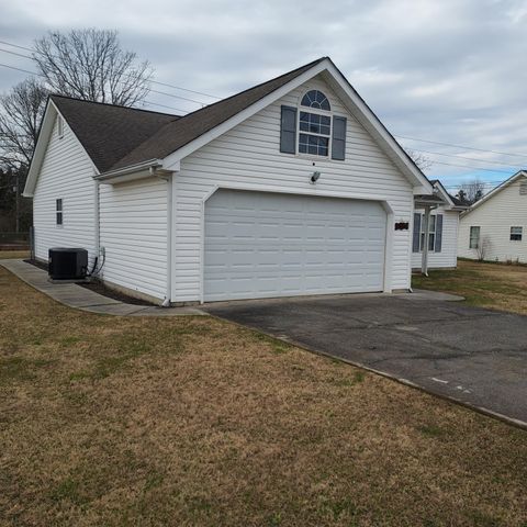 312 Sage Brush Lane, Rossville, GA 30741