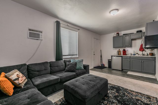 2514 Columbus Avenue, Fort Worth, TX 76164