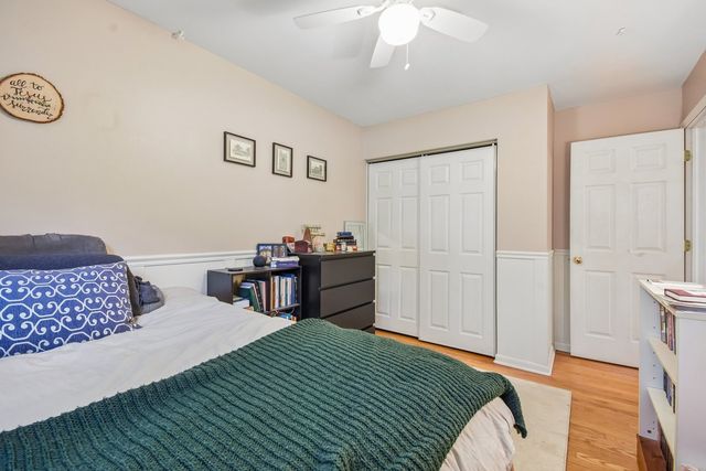 26W473 Parkway Drive, Winfield, IL 60190