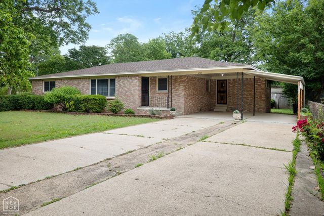 205 Central Ave, Bay, AR 72411