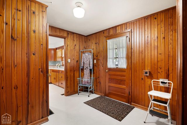 205 Central Ave, Bay, AR 72411