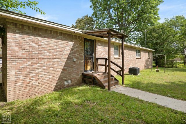 205 Central Ave, Bay, AR 72411