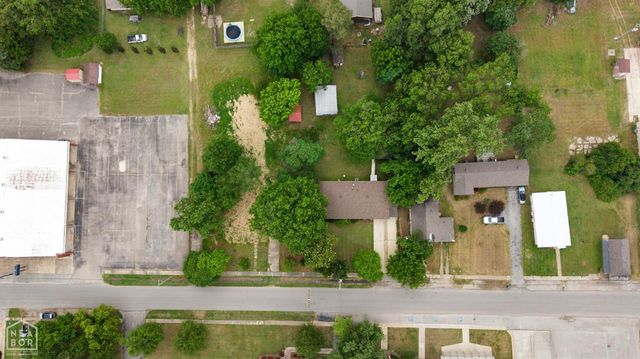 205 Central Ave, Bay, AR 72411