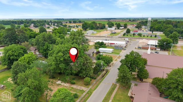 205 Central Ave, Bay, AR 72411