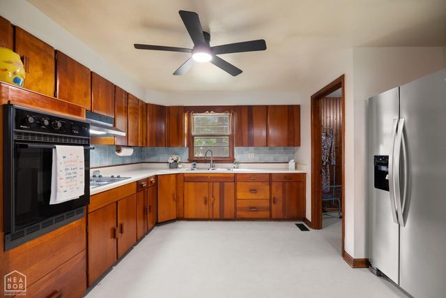 205 Central Ave, Bay, AR 72411