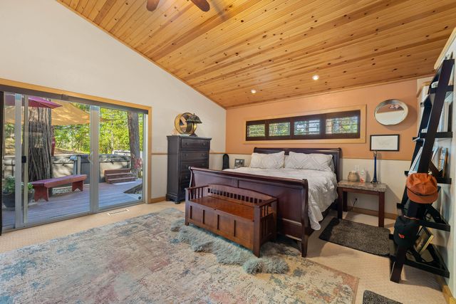 357 El Conejo Drive, Grants Pass, OR 97526