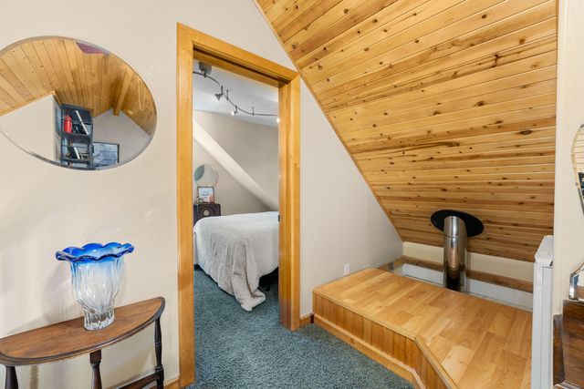 357 El Conejo Drive, Grants Pass, OR 97526