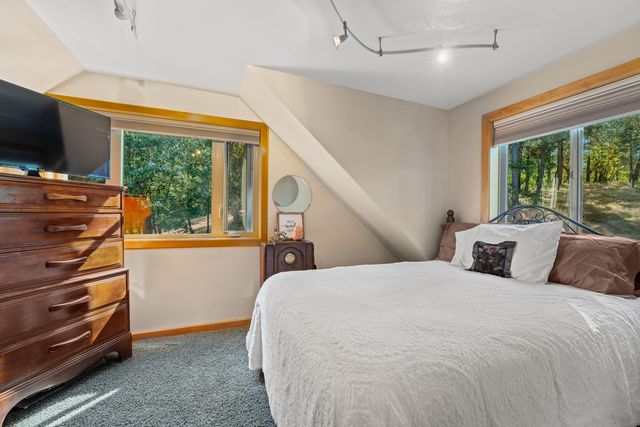 357 El Conejo Drive, Grants Pass, OR 97526