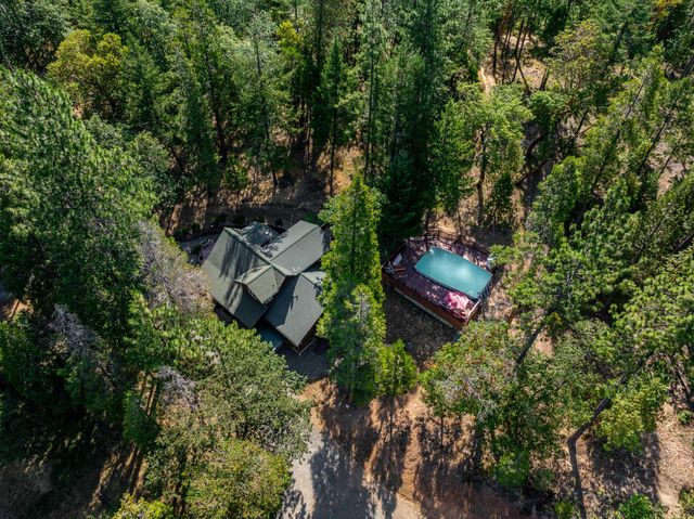 357 El Conejo Drive, Grants Pass, OR 97526