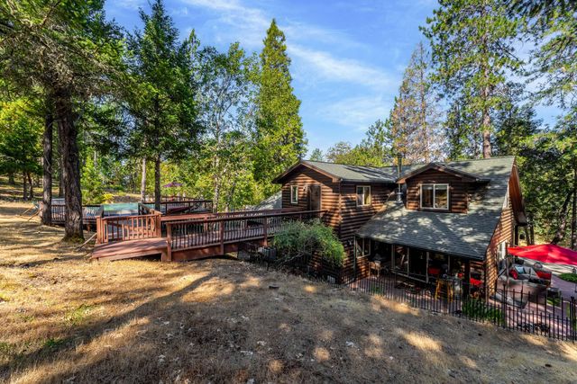 357 El Conejo Drive, Grants Pass, OR 97526