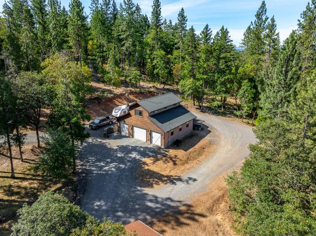 357 El Conejo Drive, Grants Pass, OR 97526
