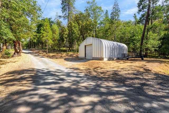 357 El Conejo Drive, Grants Pass, OR 97526