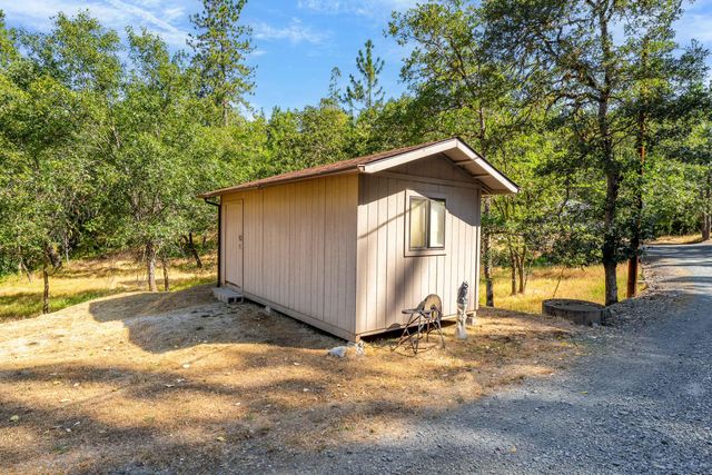 357 El Conejo Drive, Grants Pass, OR 97526