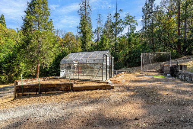 357 El Conejo Drive, Grants Pass, OR 97526