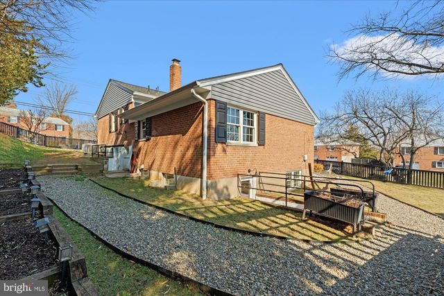 2800 HICKORY ST, Alexandria, VA 22305