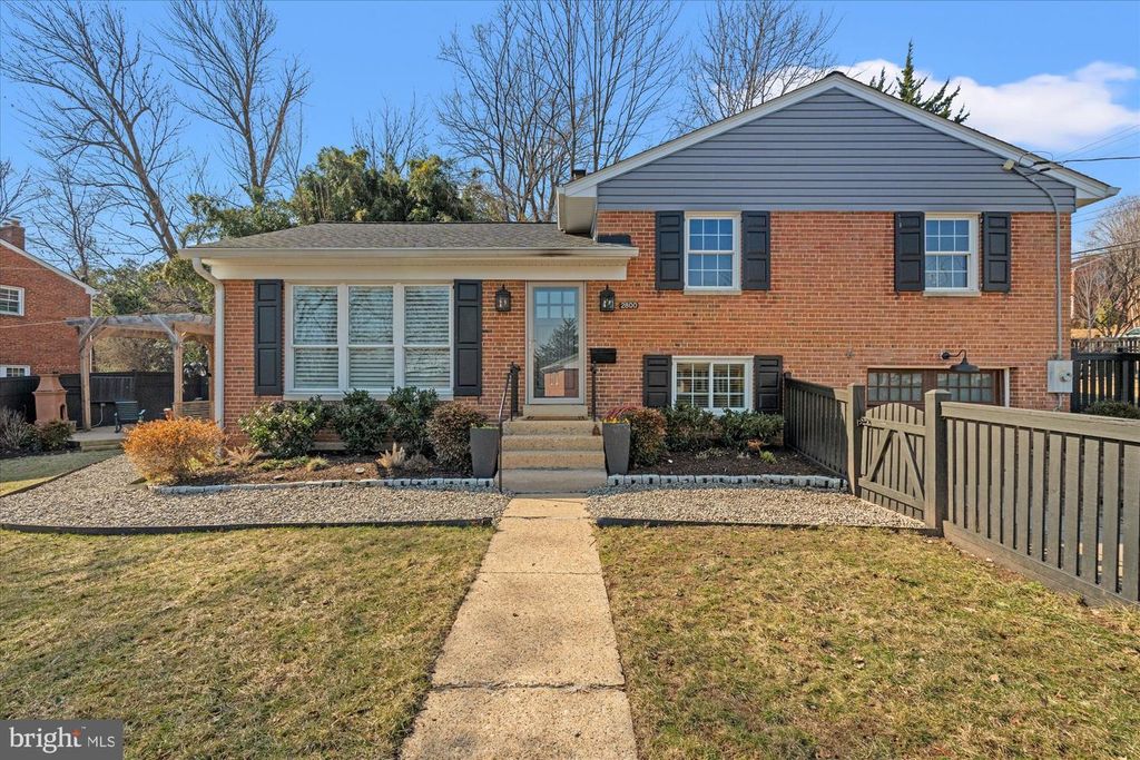 2800 HICKORY ST, Alexandria, VA 22305