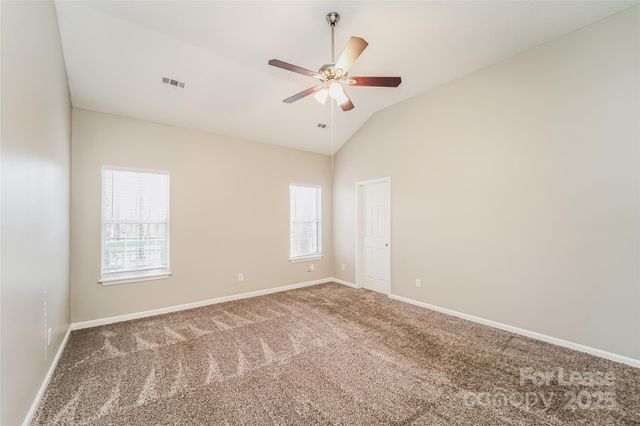 7121 Scuppernong Court, Charlotte, NC 28215