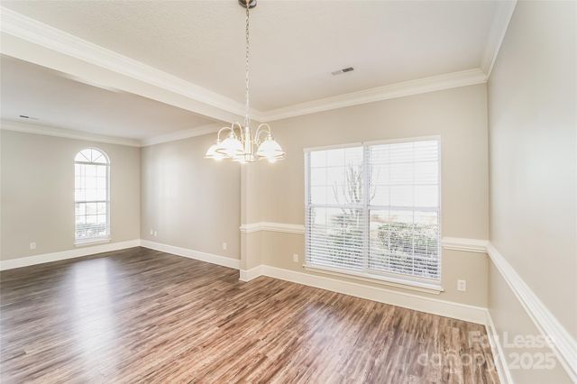 7121 Scuppernong Court, Charlotte, NC 28215