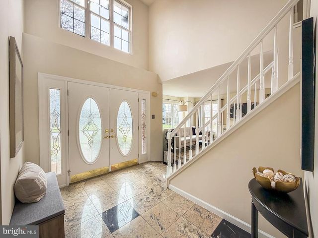 320 LAUREL OAKS DR, Langhorne, PA 19047