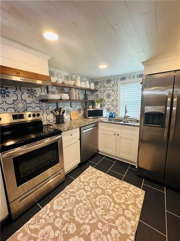 190 Old Blairsville Highway, Talking Rock, GA 30175