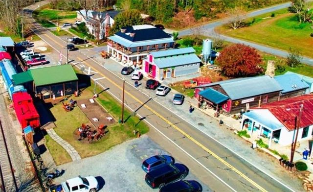 190 Old Blairsville Highway, Talking Rock, GA 30175