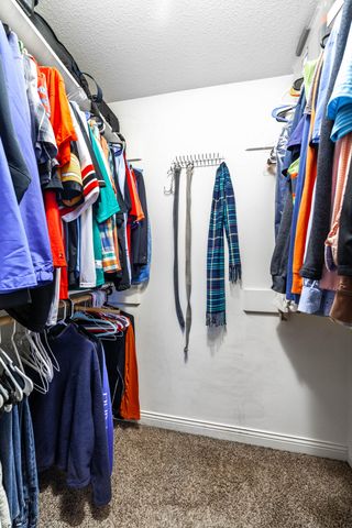 3703 FLATWATER DR, Columbia, MO 65202