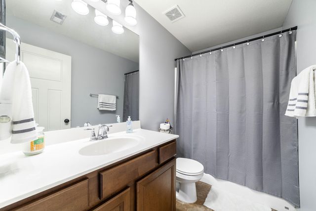 3703 FLATWATER DR, Columbia, MO 65202