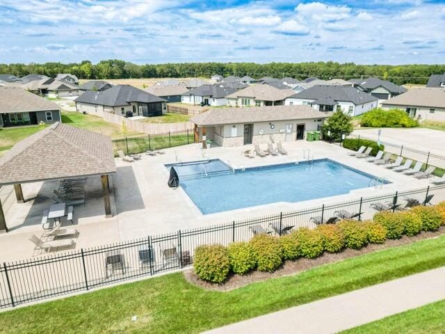 3703 FLATWATER DR, Columbia, MO 65202